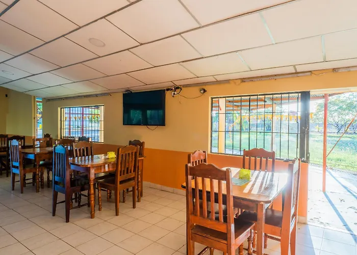 Bed and breakfast El Cocobolo Food&rest 7 Wifi Ac Pkg Free Swimmingpool Ahogados